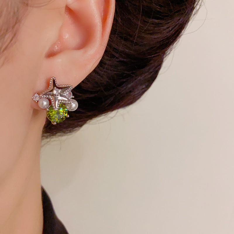 Luxury Metal Star Pearl & Crystal Stud Earrings – Elegant Design