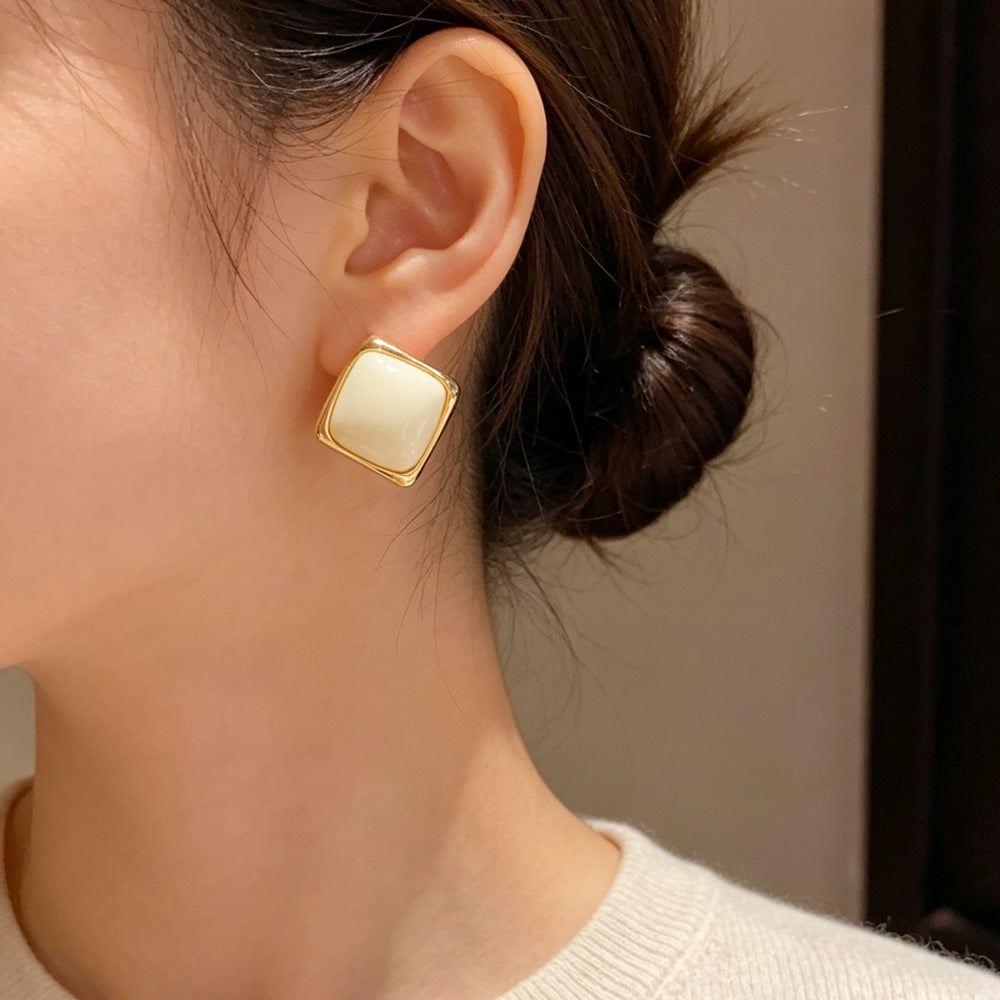 Eaioncol Geometric Resin Rhombus Stud Earrings Gold