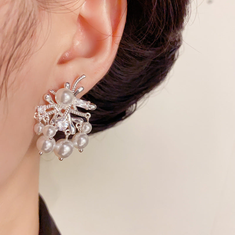 Elegant Zircon & Irregular Pearl Drop Earrings – Geometric Design