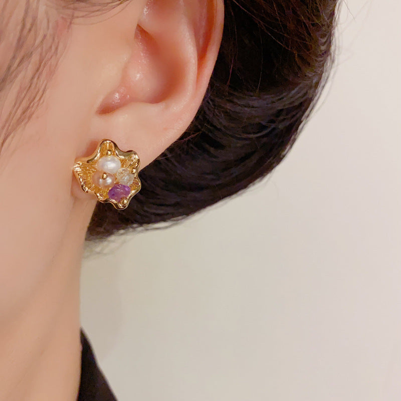 Handcrafted Irregular Freshwater Pearl Stud Earrings – Elegant Design
