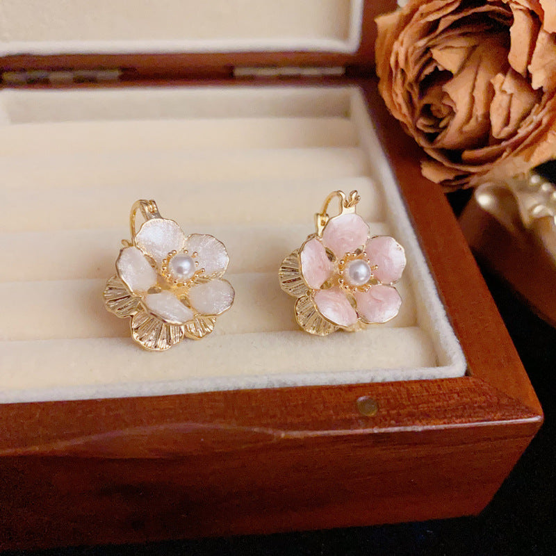 14K Gold Minimalist Dual-Color Enamel Petal Earrings – Floral Design