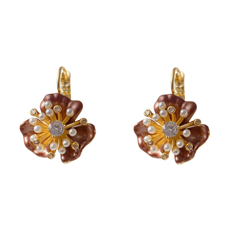Elegant Zircon Pearl Petal Ear Cuff Earrings – Floral Design