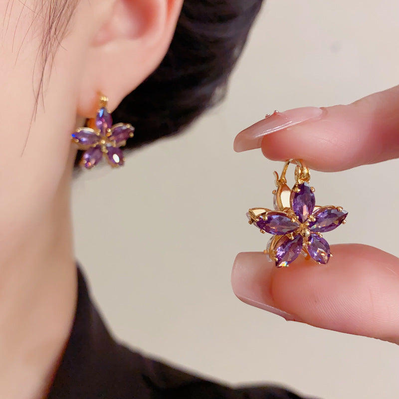 Elegant Zircon Double-Sided Petal Hoop Earrings – Minimalist Design
