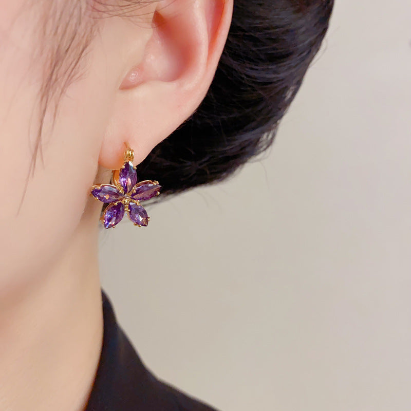 Elegant Zircon Double-Sided Petal Hoop Earrings – Minimalist Design
