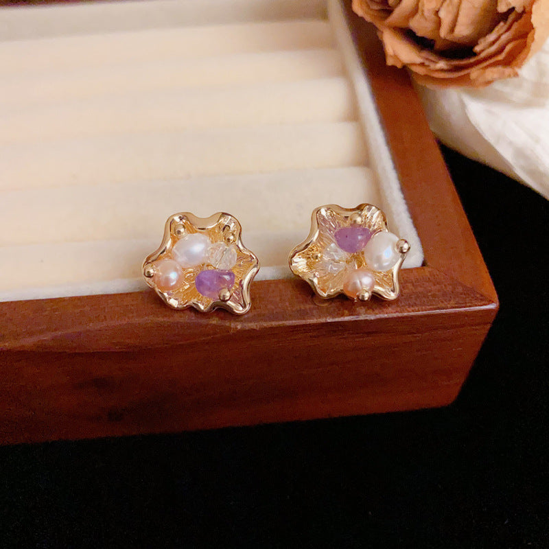 Handcrafted Irregular Freshwater Pearl Stud Earrings – Elegant Design