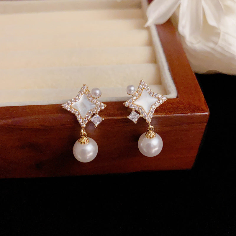 Luxury Mother-of-Pearl Star & Pearl Drop Earrings – Elegant Design