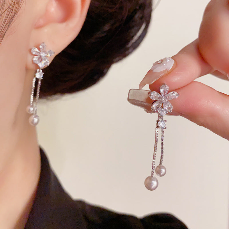 Elegant Five-Petal Flower & Pearl Tassel Drop Earrings – Floral Design