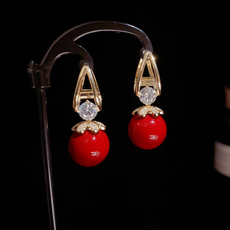 14K Gold-Plated Red Pearl Ear Cuffs - Chic & Elegant Design