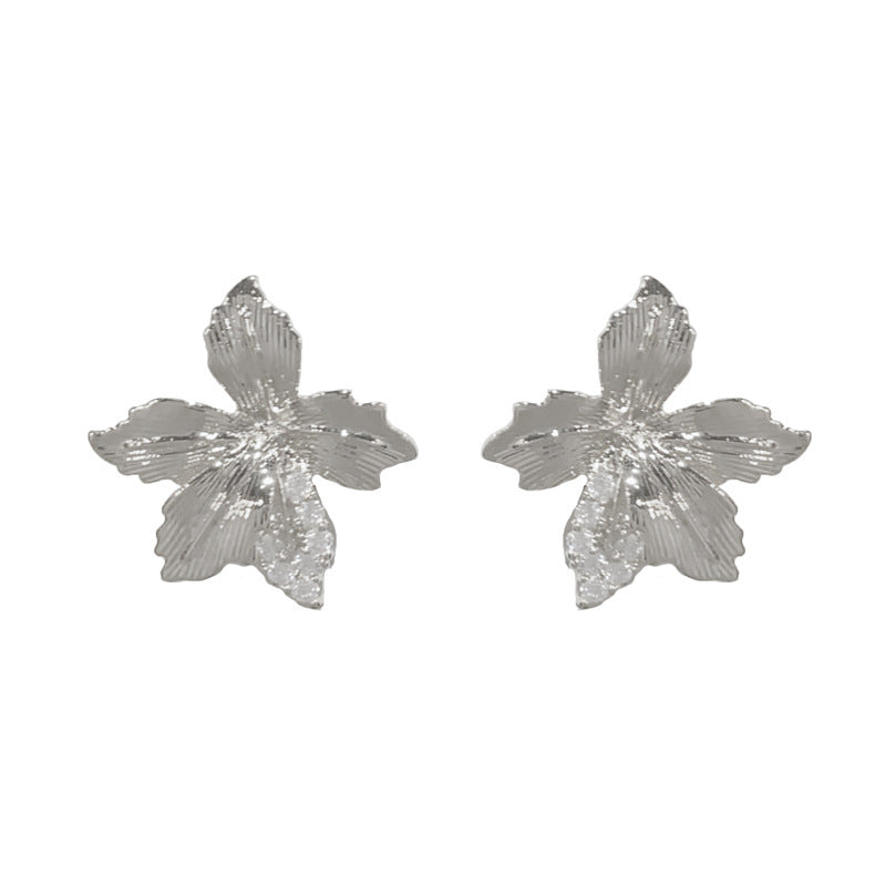 14K Gold-Plated Diamond Inlay Metal Flower Stud Earrings - Chic Design