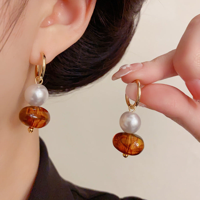 Luxury Pearl & Resin Tassel Ear Cuff Earrings – Elegant Design