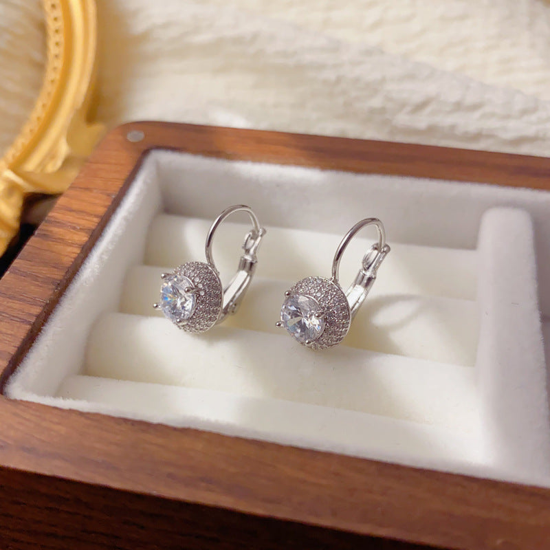 Elegant Zircon Round Ear Cuff Earrings – Geometric Design