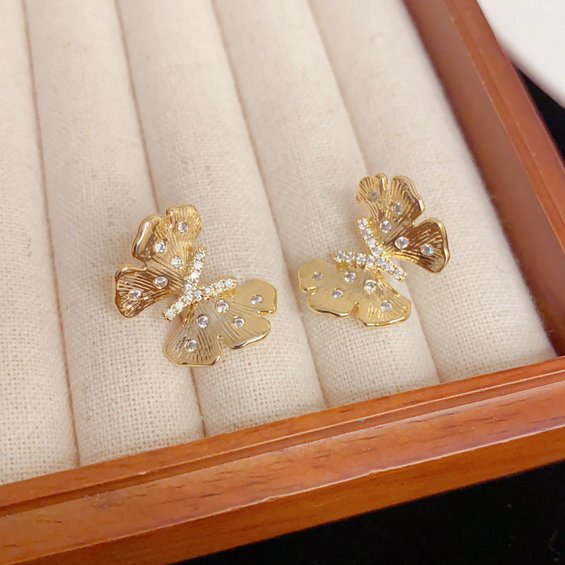 Eaioncol Vintage CZ Butterfly Stud Earrings Gold