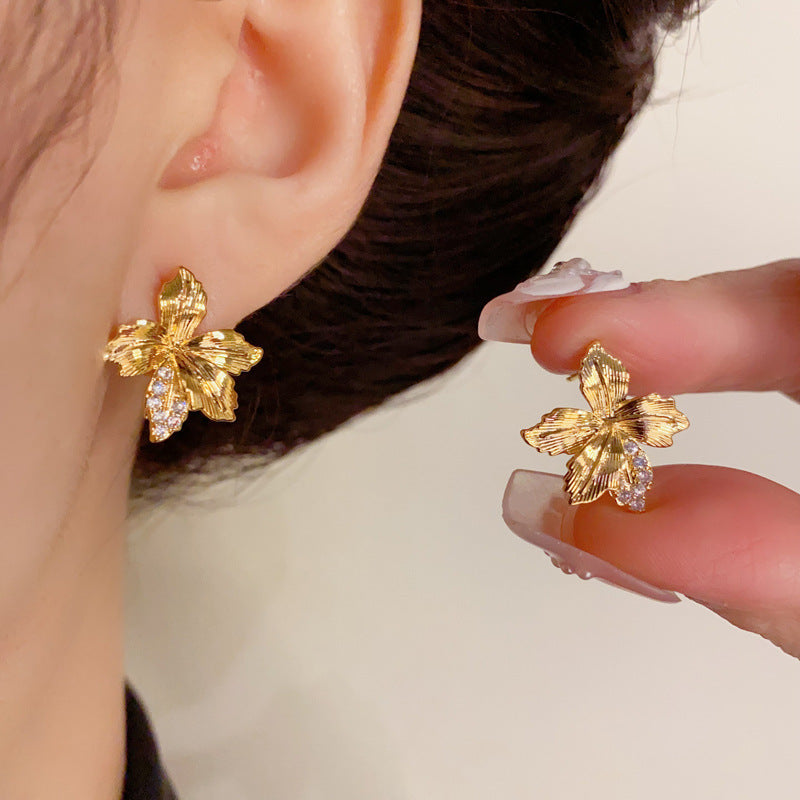 14K Gold-Plated Diamond Inlay Metal Flower Stud Earrings - Chic Design