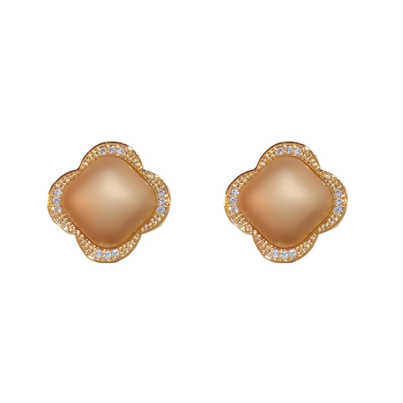 14K Gold-Plated Brown Pearl Four-Leaf Stud Earrings - Vintage Style