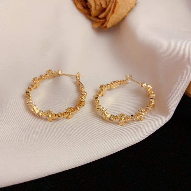 Luxury Metal Cross Hoop Earrings – Silver Needle Geometric Design