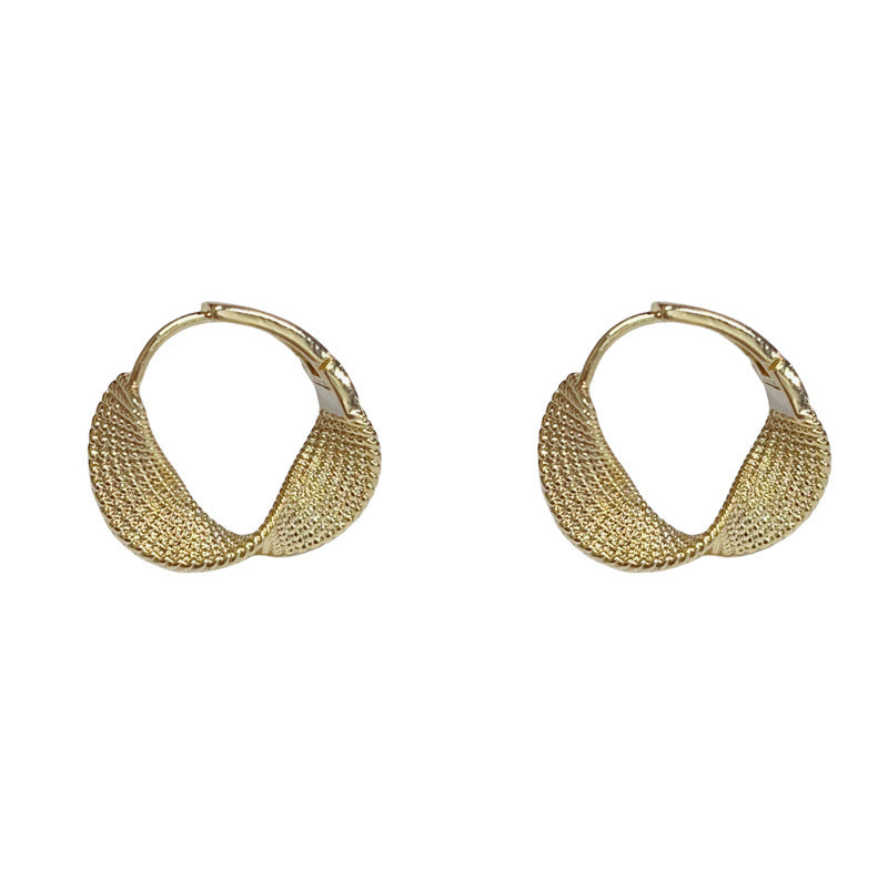 Luxury Twisted Metal Circle Ear Cuff Earrings – Geometric Design
