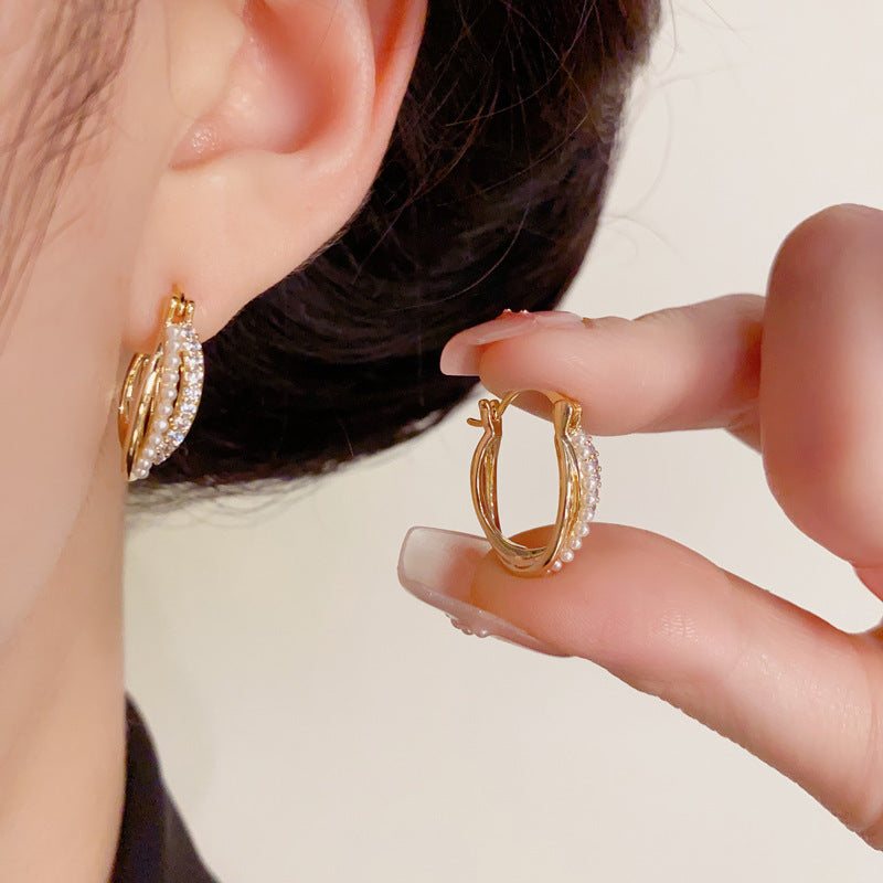14K Gold Pearl & Rhinestone Crossover Hoop Earrings – Elegant Design