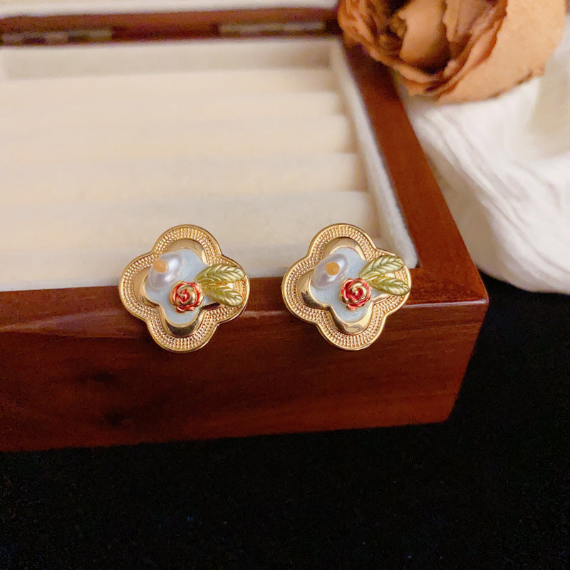 Luxury Enamel 4-Leaf Flower Stud Gold Earrings – Elegant Flower Design