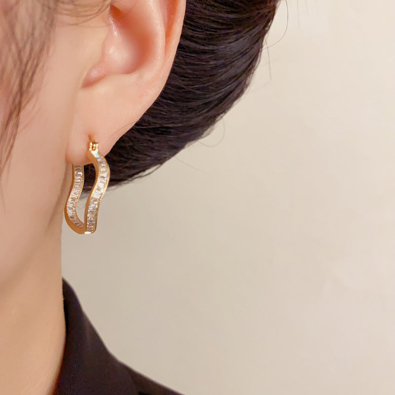 Luxury Zircon Irregular Geometric Hoop Earrings – Elegant Design