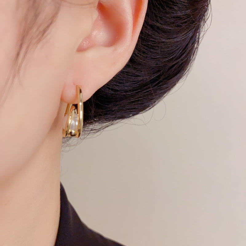 Eaioncol Twisted Metal Pearl Hoop Earrings Gold Silver