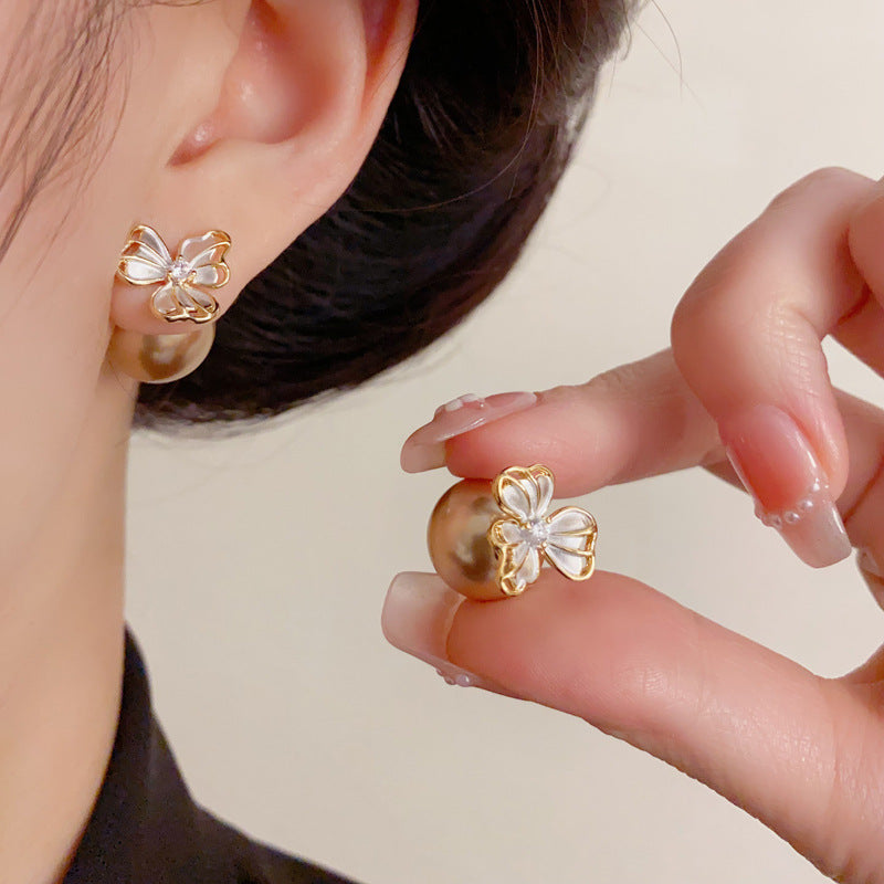 Two-Way Coffee Pearl 3-Leaf Flower Stud Earrings – Elegant Design
