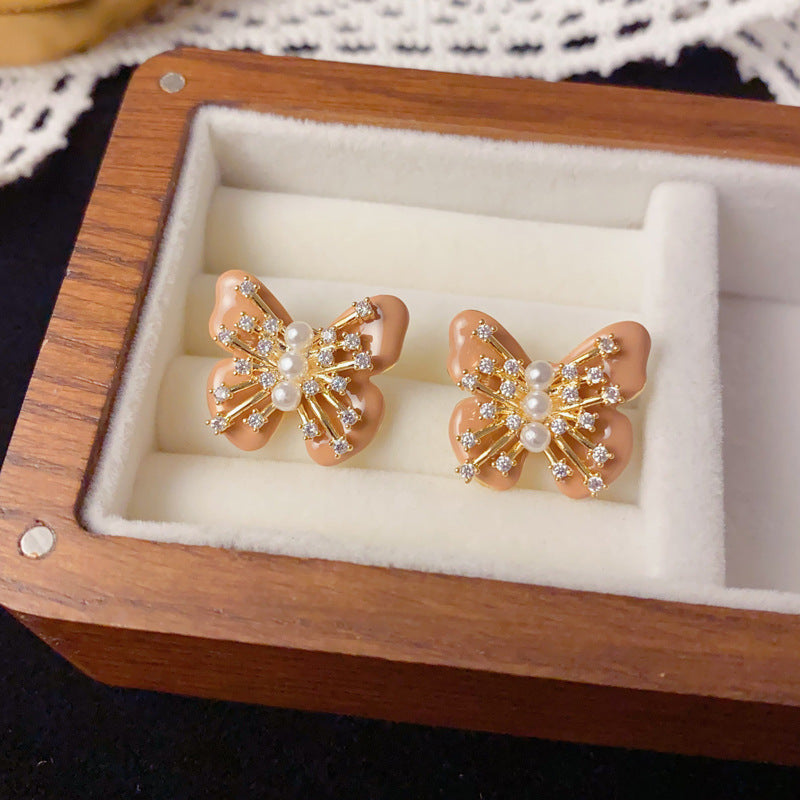 Luxury Rhinestone Pearl Butterfly Stud Earrings – Elegant Design