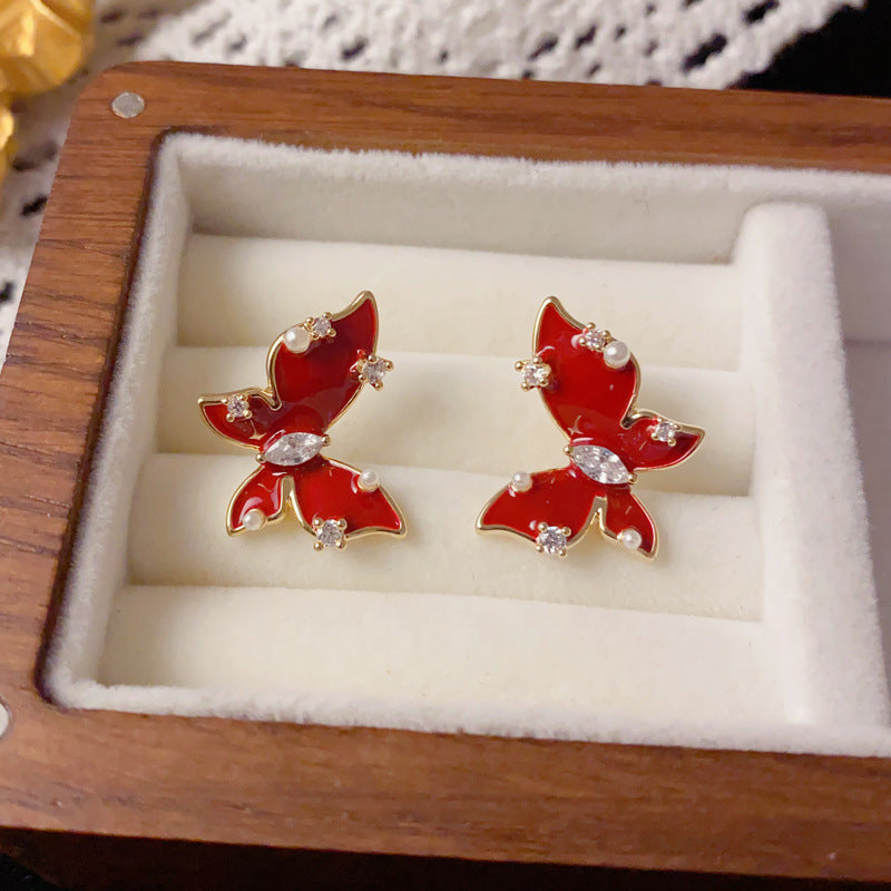 Luxury Red Rhinestone Butterfly Stud Earrings – Elegant Design