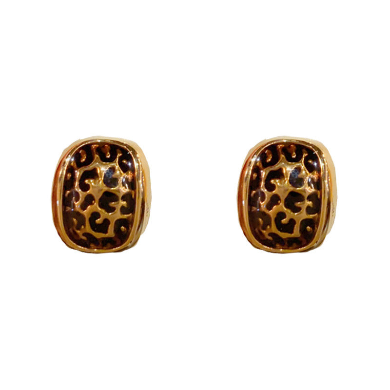 Luxury Leopard Oval Stud Earrings – French Retro Geometric Design
