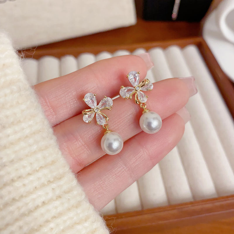 Elegant Four-Leaf Flower Pearl Drop Earrings – Gentle Floral Design