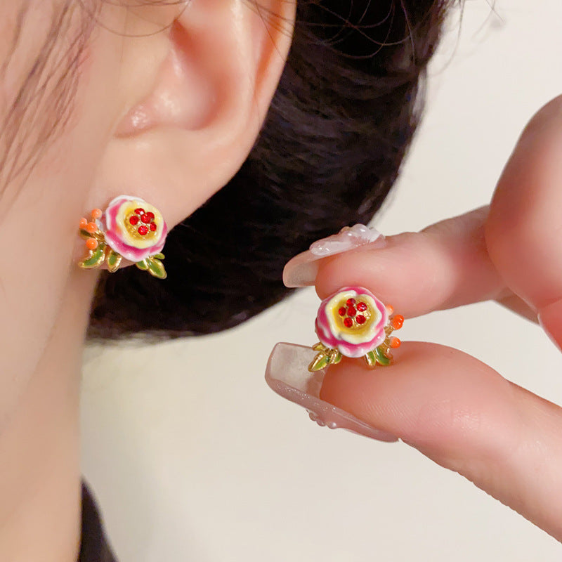 14K Gold Luxury Enamel Flower Stud Flower Earrings – Elegant Design