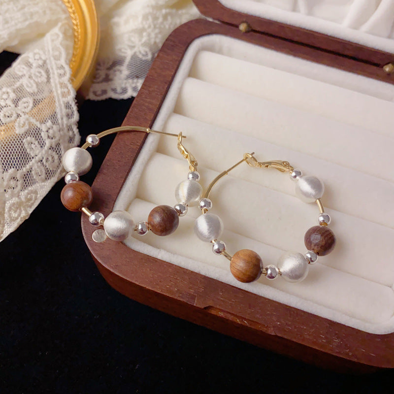 Luxury Metal Ball-Beaded Hoop Earrings – Elegant Retro Design