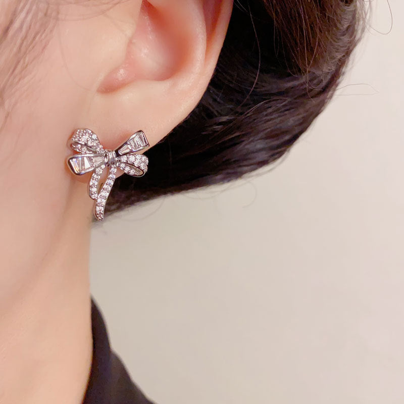 Elegant Full-Zircon Bow Stud Earrings – Minimalist Design