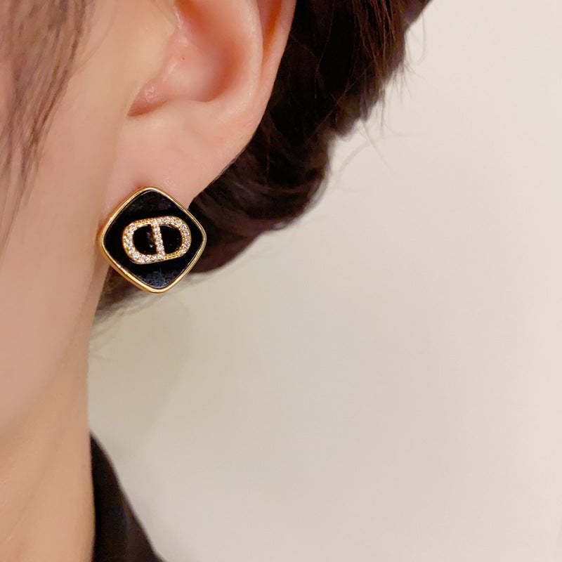 14K Gold-Plated Black D Letter Crystal Earrings-Chic Minimalist Design