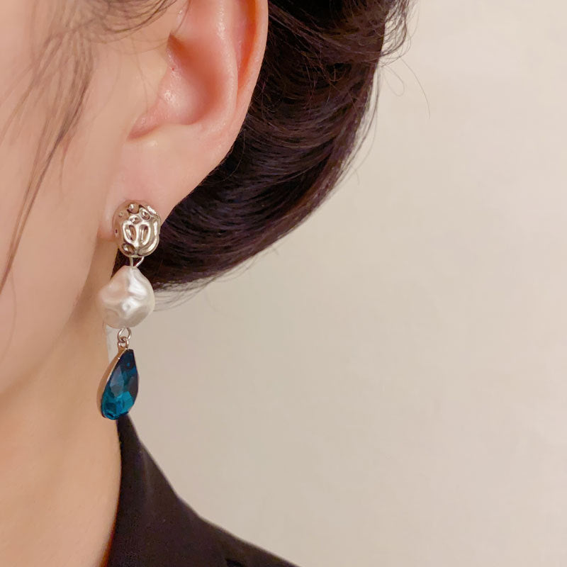 Luxury Pearl Teardrop Tassel Drop Earrings – Elegant Design