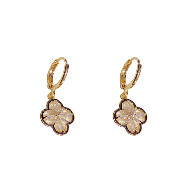 14k gold plating Chic and Delicate Four-Leaf Clover Earrrings - Unique Flower Design