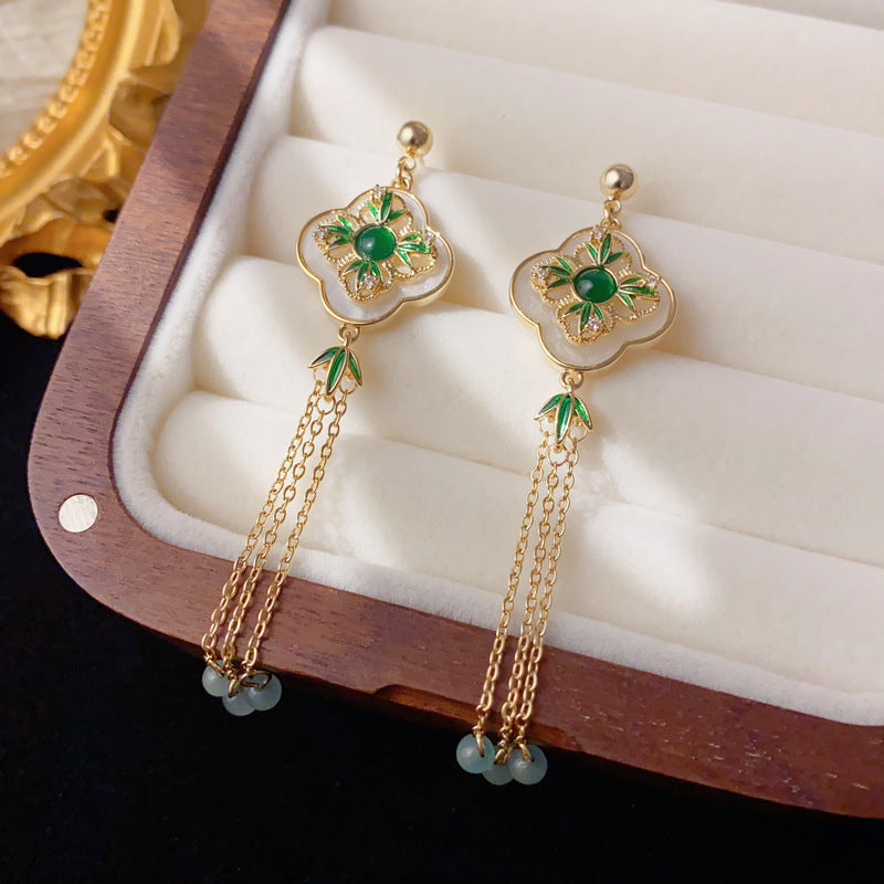 Luxury Emerald Bamboo Four-Leaf Flower Tassel Earrings – Floral Design