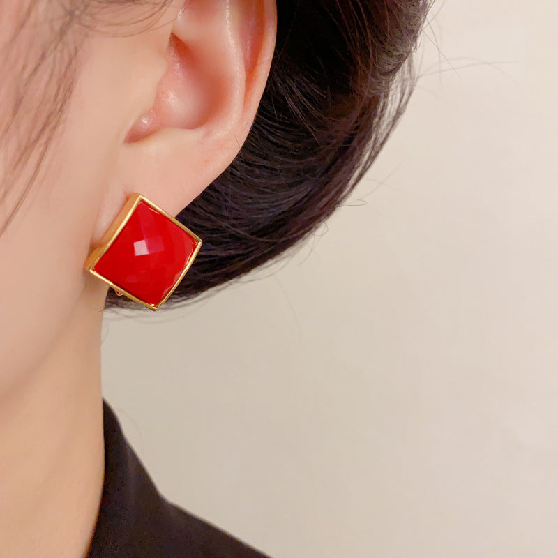 Luxury Resin Rhombus Stud Earrings – Retro Geometric Design