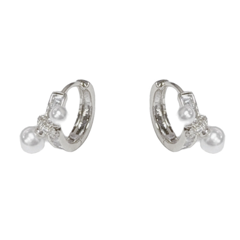 Elegant Knotted Pearl Mini Stud Earrings – Minimalist Design