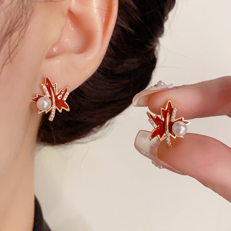 14K Gold-Plated Red Maple Leaf Pearl Stud Earrings - Autumn Elegance