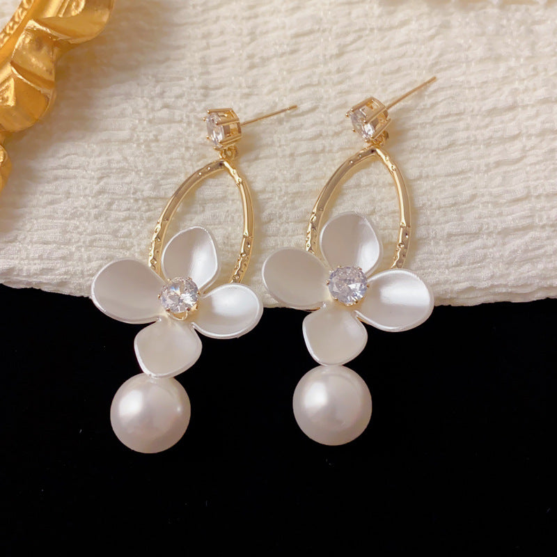 Luxury Teardrop Petal Pearl Drop Earrings – Elegant Floral Design