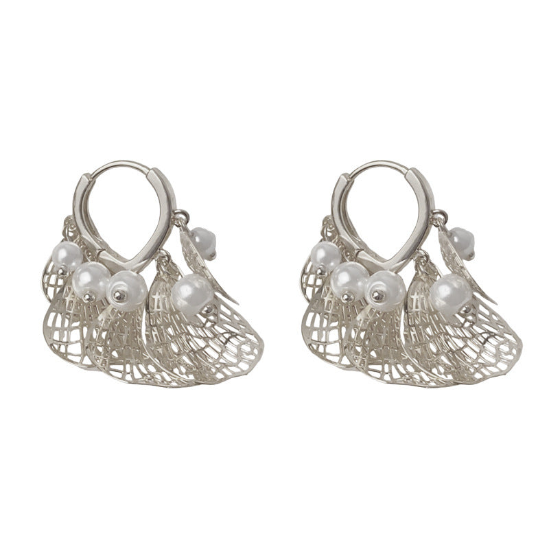 Luxury Pearl Petal Tassel Ear Cuff Earrings – Elegant Floral Design