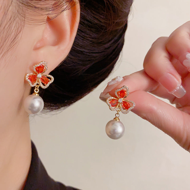 Luxury Micro-Inlaid Zircon Red Clover Pearl Drop Earrings – Floral Design