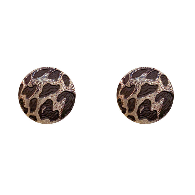 Luxury Textured Leopard Circle Stud Earrings – Bold Retro Design