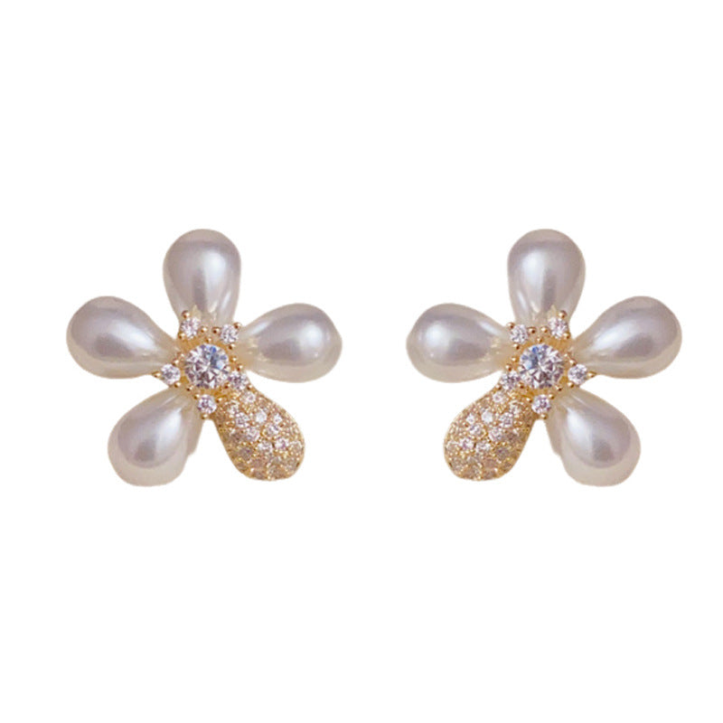 14K Gold Zircon Pearl Petal Stud Earrings – Elegant Floral Design
