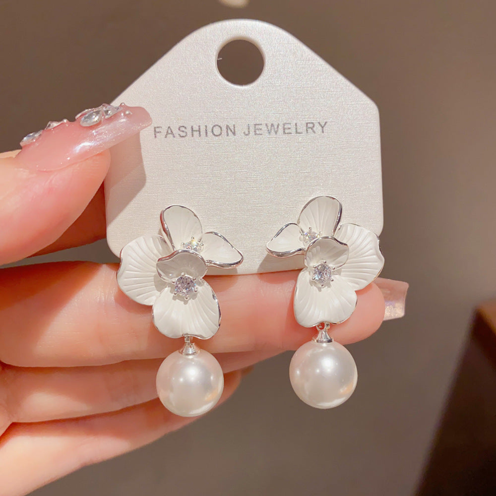 Eaioncol Floral Matte Pearl Drop Earrings Silver