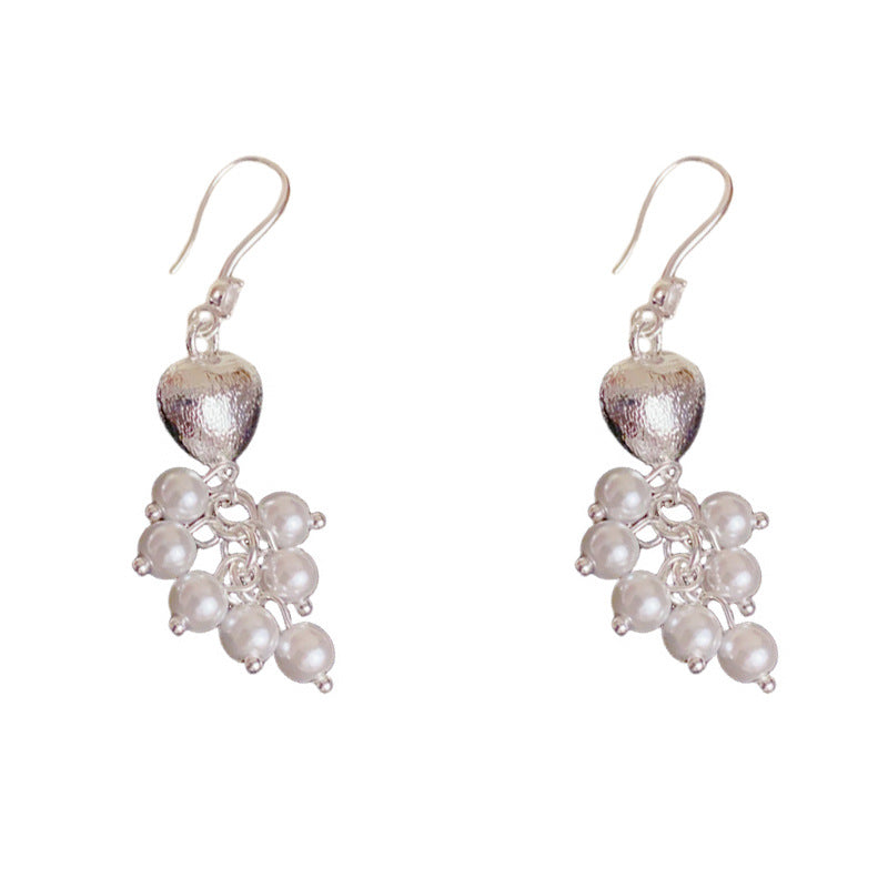 Luxury Metal Heart & Pearl Tassel Ear Hook Earrings – Elegant Design
