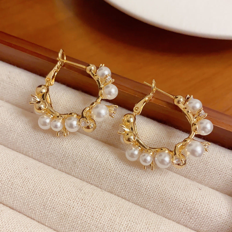 Luxury Zircon Pearl Metal Hoop Earrings – Elegant Design