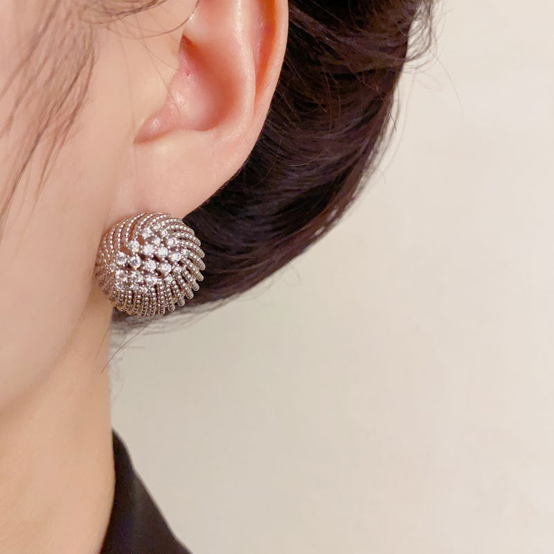 Elegant Zircon Hollow Round Metal Stud Earrings – Geometric Design