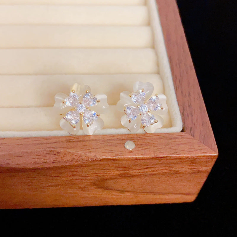 Eaioncol Four Leaf Clover CZ Stud Earrings Gold