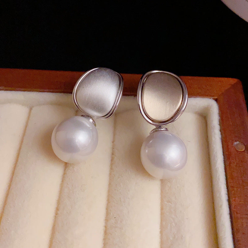 14KGold-Plated Asymmetrical Oval Pearl Earrings-Minimalist Chic Design